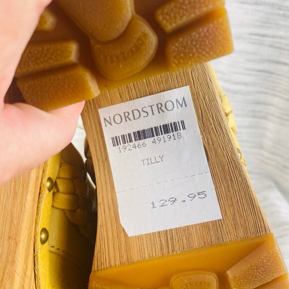 Kork-Ease Yellow Tilly Braided Studded Clog Mule Size 7 Cottage Minimalist NWOB - Picture 11 of 12